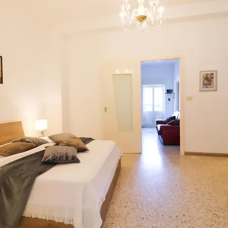 Casa Stefany Zona Porto Di Hébergement de vacances